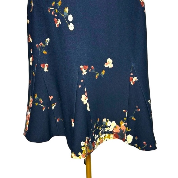 Lauren Ralph Lauren Navy Floral A-Line Knee-Length Short Sleeve Dress, M (10) - Picture 12 of 16